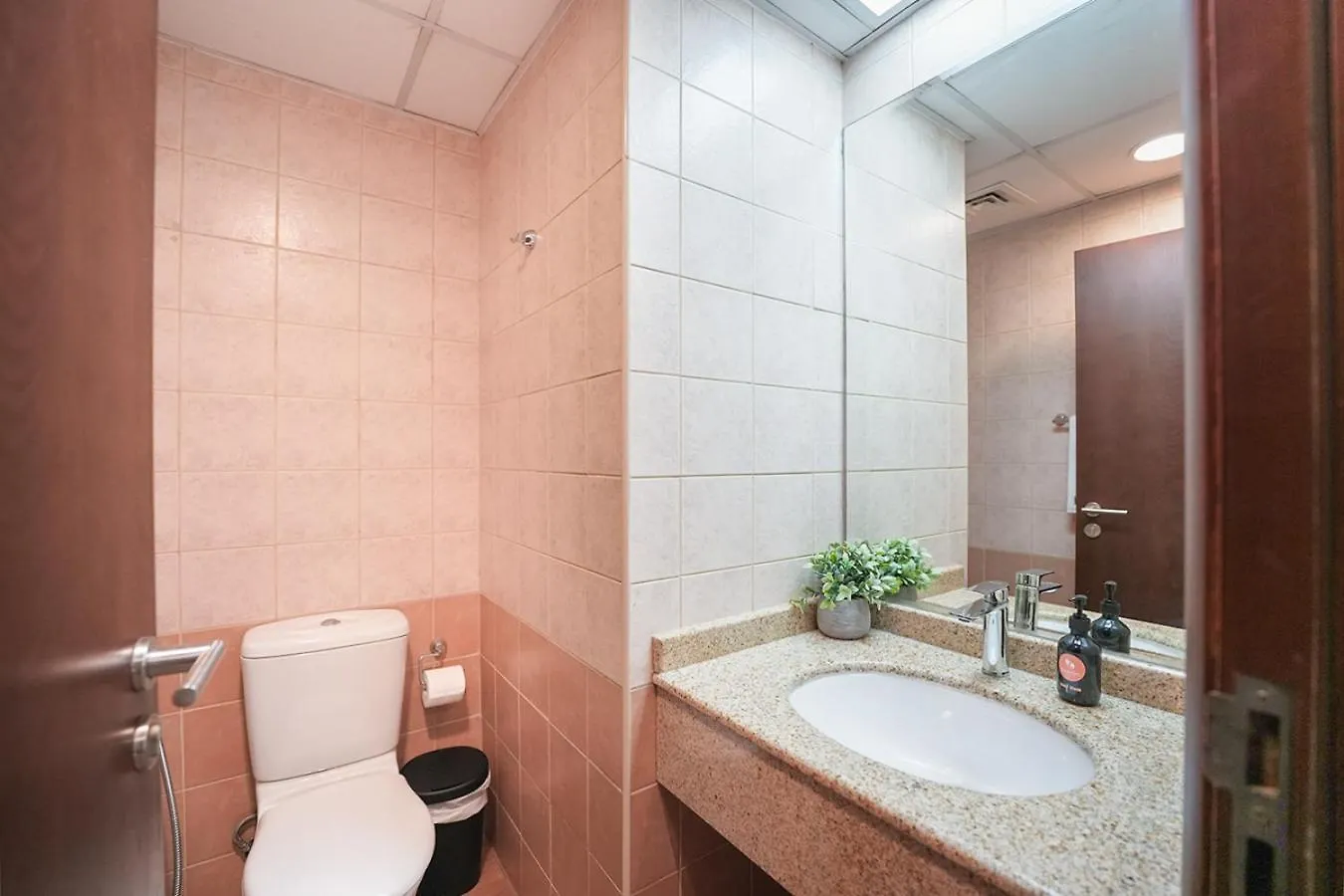 Easygo-Marina Living With View And Close To Metro Dubai 0*,