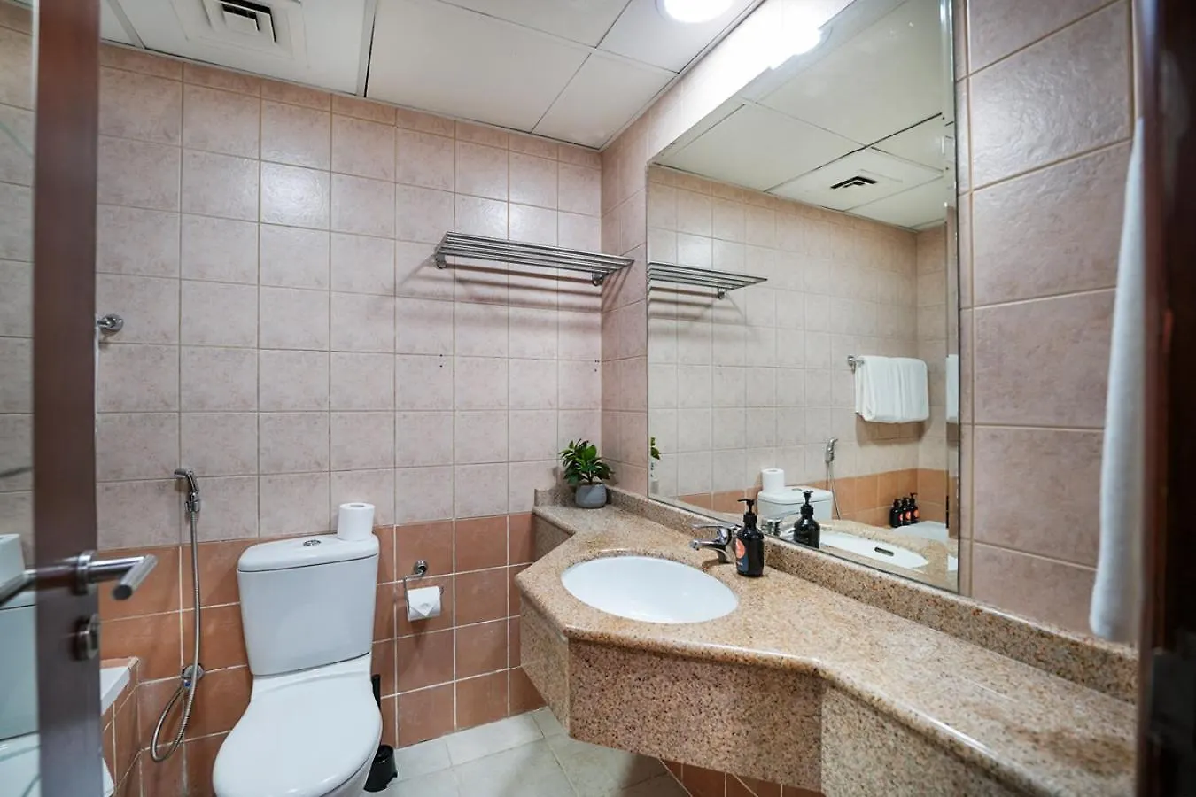 Easygo-Marina Living With View And Close To Metro Dubai 0*,  United Arab Emirates